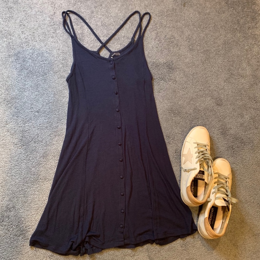 Flirty summer dress 💛⛱🍋☀️